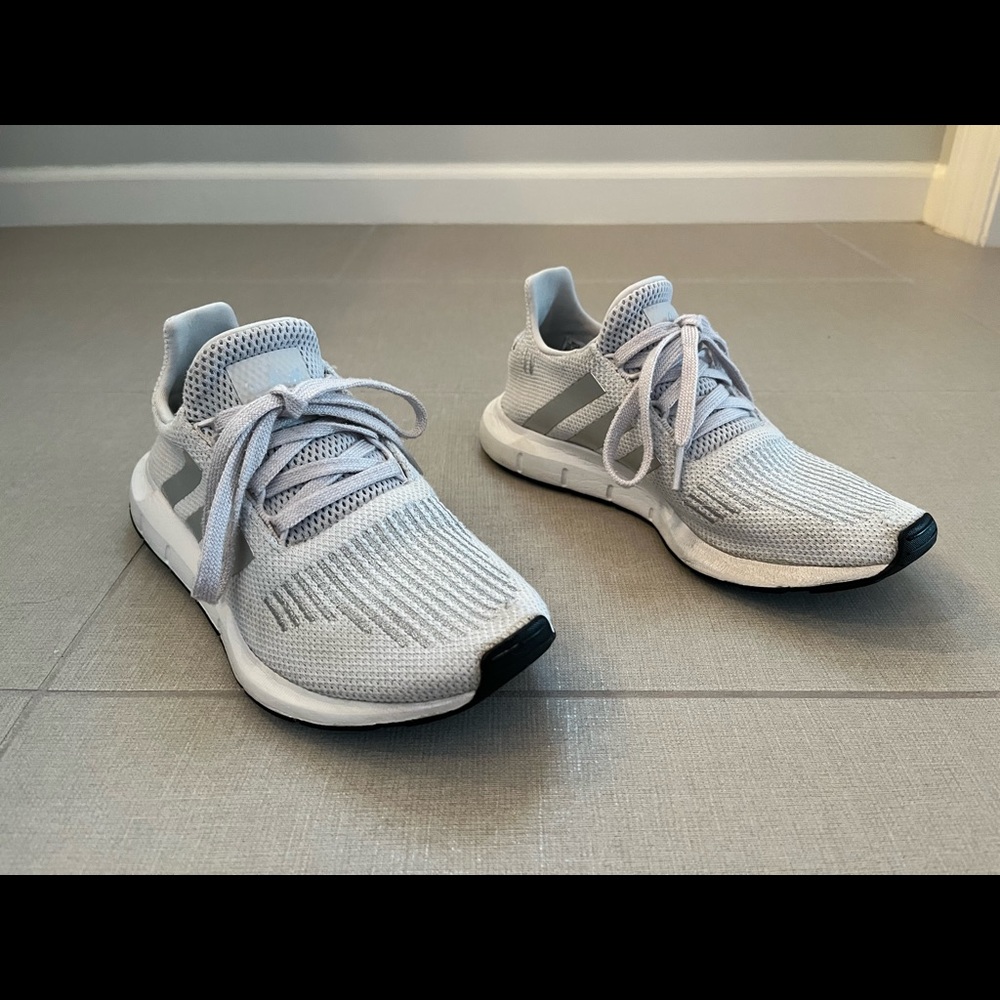 Women’s Adidas Shoe